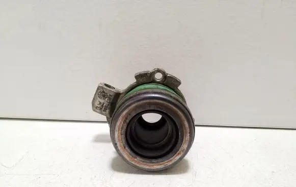 Opel Astra G Clutch release bearing slave cylinder 90523765