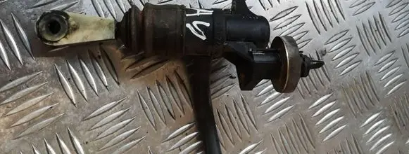 Audi A4 S4 B5 8D Clutch master cylinder 8e1721401