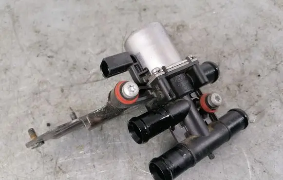 Audi A4 S4 B8 8K Electric auxiliary coolant/water pump 4E0320036