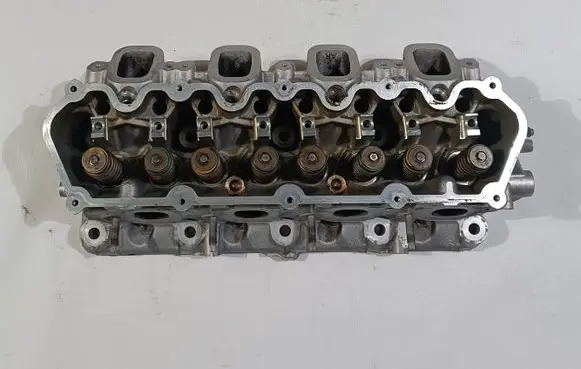 Ford F250 Engine head RFLC3E-6090-JB