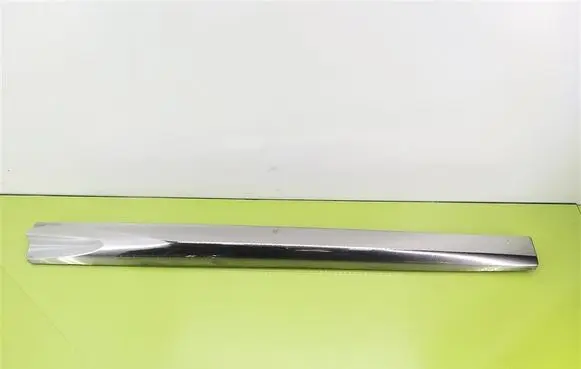Citroen DS5 Front door trim (molding) 9673774780