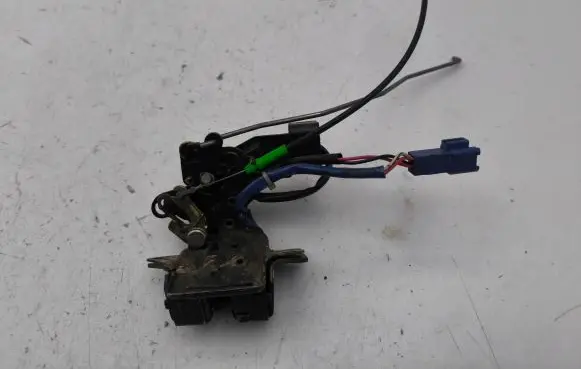 Toyota Corolla E120 E130 Loading door lock 