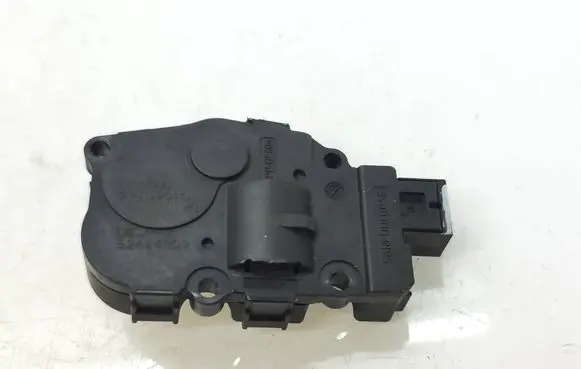 Porsche Cayenne (92A) Air flap motor/actuator EFB340 27102010 52424892