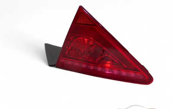 Audi A7 S7 4G Tailgate rear/tail lights 4G8945094