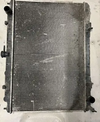 Nissan X-Trail T30 Coolant radiator