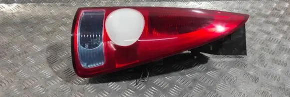 Renault Espace IV Rear/tail lights 8200027152