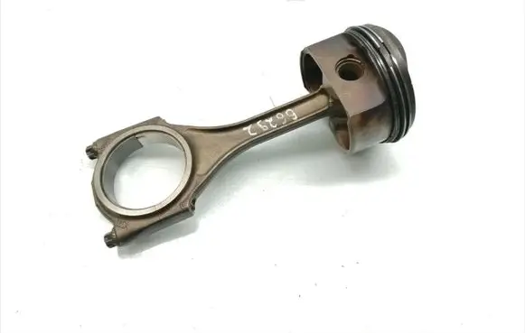 Audi A6 S6 C6 4F Piston with connecting rod 