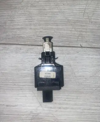 Volvo XC70 Brake pedal sensor switch 8622064 01W302