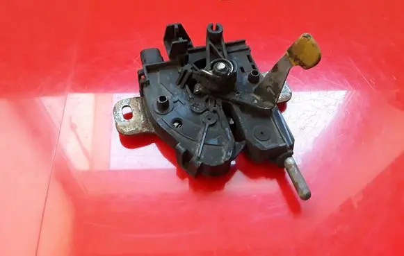 Ford Mondeo MK IV Engine bonnet/hood lock/catch NOCODE