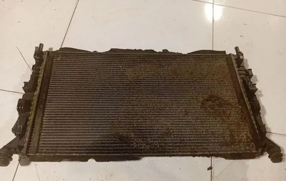 Ford Focus C-MAX Coolant radiator