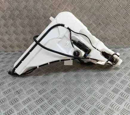 Audi Q8 Windshield washer fluid reservoir/tank 4M0955463 4M0955448B