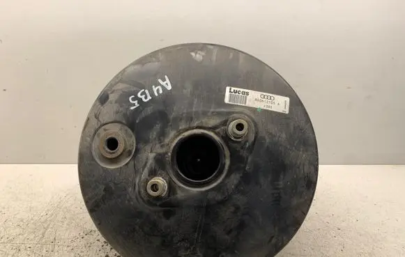 Audi A4 S4 B5 8D Brake booster 8D0612105A
