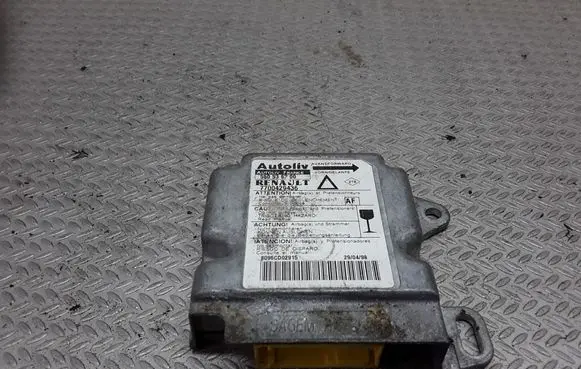 Renault Laguna I Airbag control unit/module 7700429436 550536200