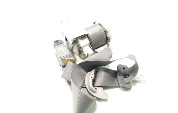 Toyota Prius (XW20) Front seatbelt 7L8230-P 015394