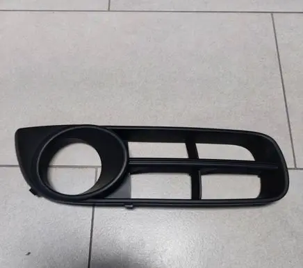 Skoda Fabia Mk2 (5J) Front bumper lower grill 5J0853666