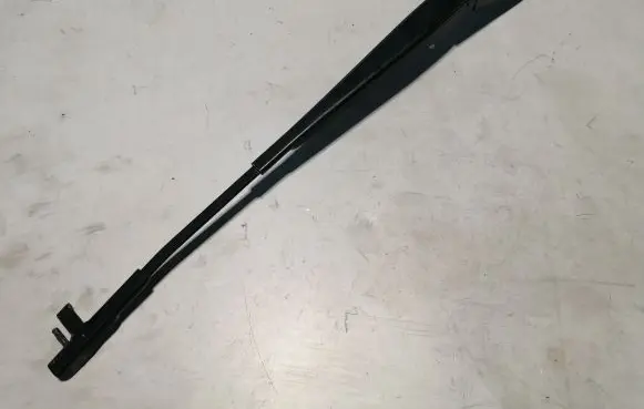 Volkswagen Golf V Front wiper blade arm 1K1955409
