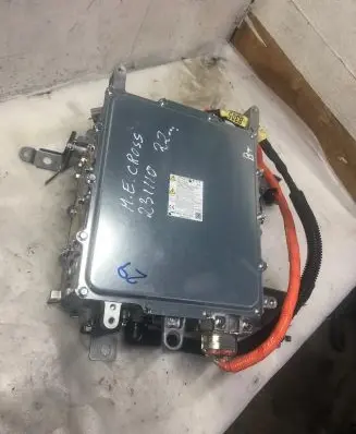 Mitsubishi Eclipse Cross Voltage converter inverter 21z220013