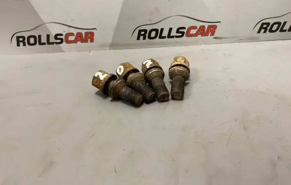 Peugeot 207 Nuts/bolts 