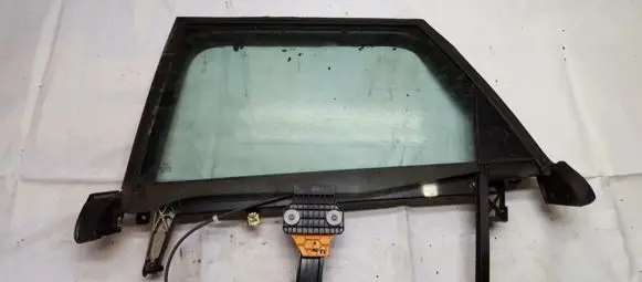 Audi A4 S4 B6 8E 8H Rear door window/glass frame 