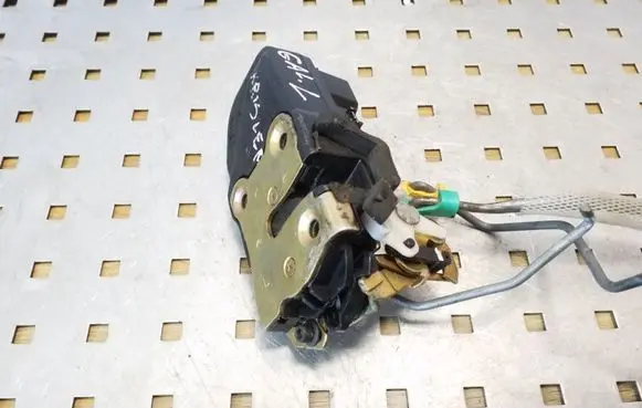 Chrysler 300 - 300C Rear door lock