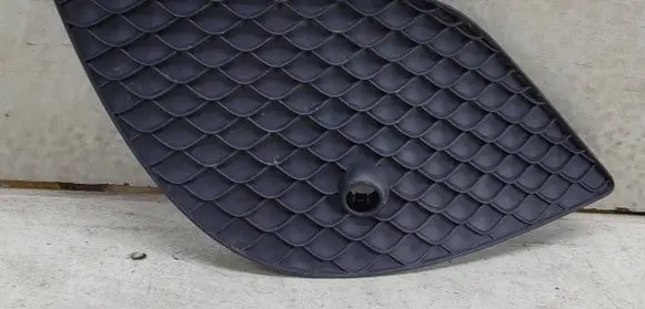 Mercedes-Benz C W205 Front bumper lower grill A2058855901