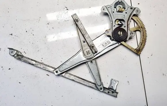 Subaru Outback Sliding door window regulator with motor