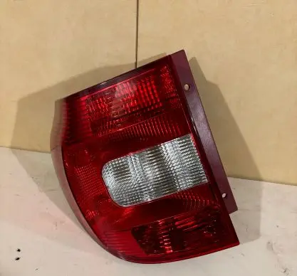 Skoda Yeti (5L) Rear/tail lights 5L0945111 5L0945095