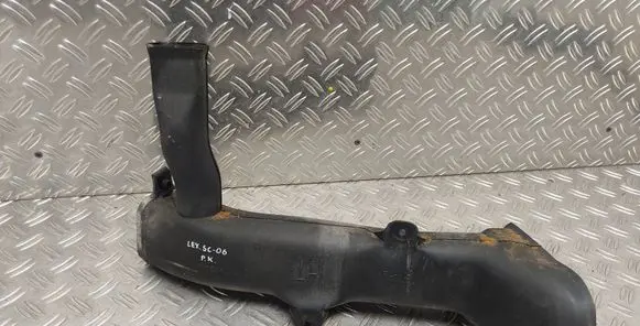 Lexus SC 430 Brake cooling air channel/duct 8722524010