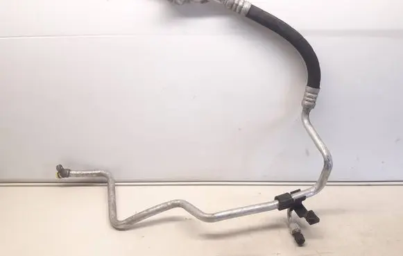 Audi A3 S3 8P Air conditioning (A/C) pipe/hose 64531504 W964446V