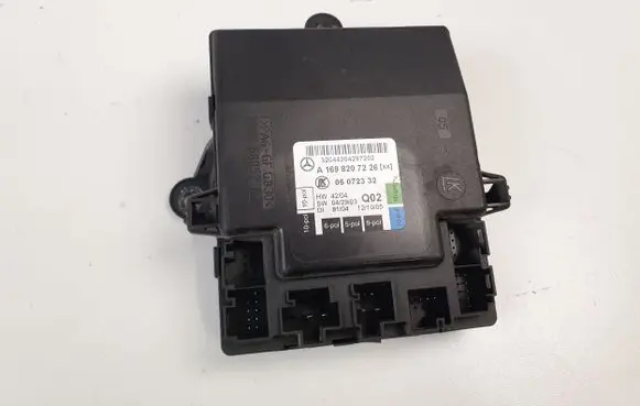 Mercedes-Benz A W169 Door control unit/module A1698207226