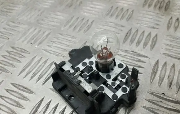 Seat Leon (5F) Tail light bulb cover holder 5F9945231