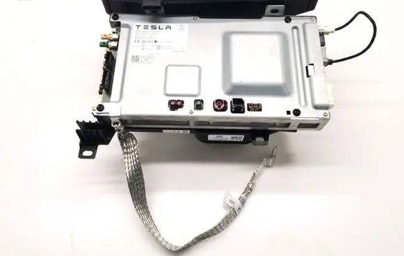 Tesla Model Y Engine control unit/module 1775000-91-K