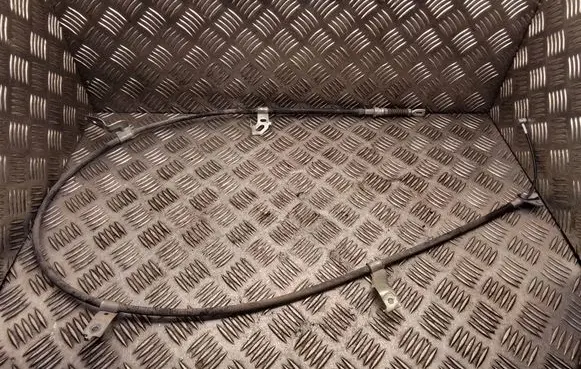 Suzuki Vitara (LY) Handbrake/parking brake wiring cable CHGR CTCR