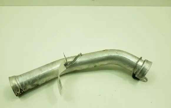 Coolant pipe/hose