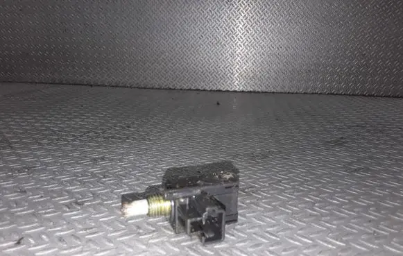 Clutch pedal sensor
