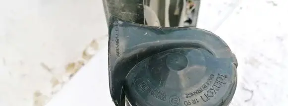 Audi A4 S4 B5 8D Horn signal