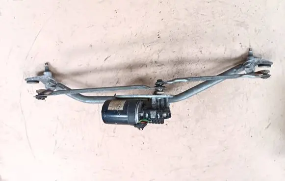 Audi A4 S4 B5 8D Front wiper linkage and motor 8D1955605