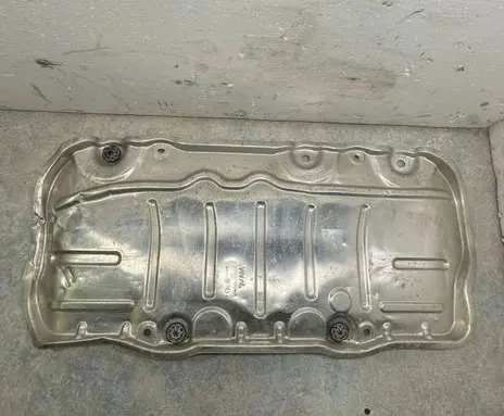 Volkswagen Golf VII Heat shield in engine bay 5Q0825701C