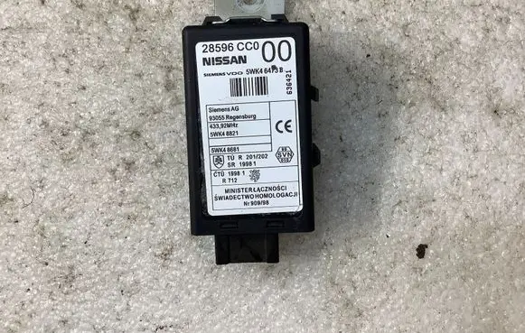 Nissan X-Trail T30 Door central lock control unit/module 28596CC0 5WK46473B