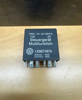 Volkswagen Golf IV Other relay 1J0907487A 61122415 0005