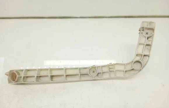 Suzuki Grand Vitara II Rear bumper mounting bracket 1V1800