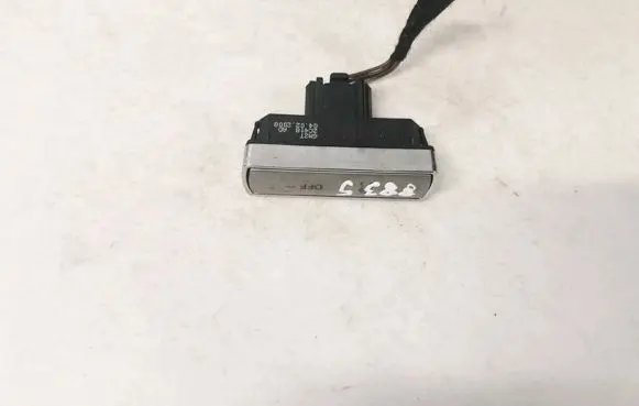 Traction control (ASR) switch