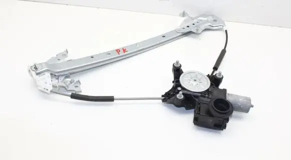 Toyota bZ4X Front door window regulator with motor 8572042150