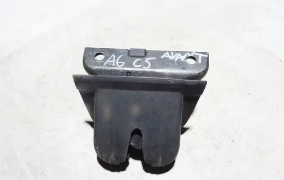 Audi A6 S6 C5 4B Tailgate/trunk/boot lock/catch/latch 4B9827520