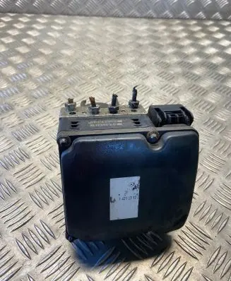 Mercedes-Benz E W211 ABS Pump A2114313712