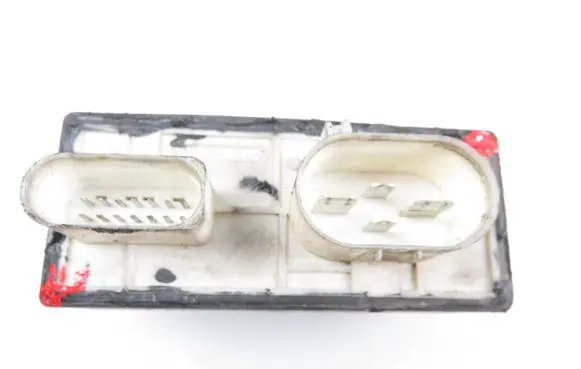 Volkswagen Golf IV Coolant fan relay 1J0919506K