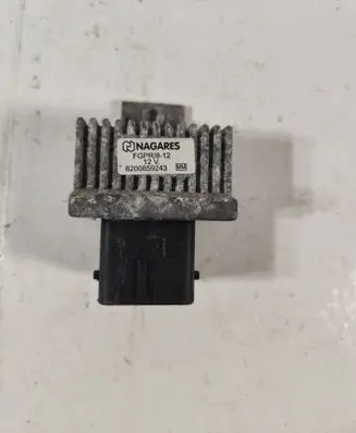 Renault Megane III Glow plug pre-heat relay 8200859243