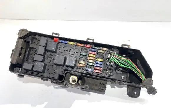 Volvo V70 Fuse box set 9494210