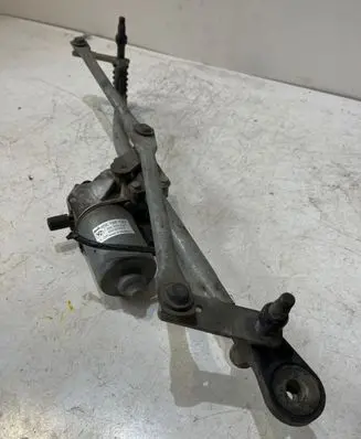 BMW X5 E70 Front wiper linkage and motor 7200536 405155