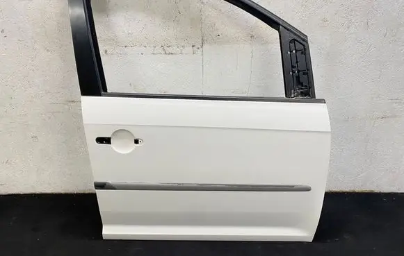 Volkswagen Caddy Front door 2K5831312